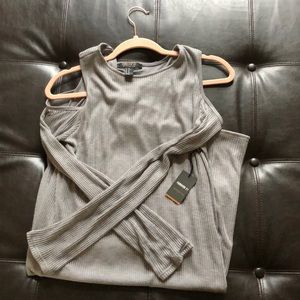 Forever 21 cut out shoulder grey dress